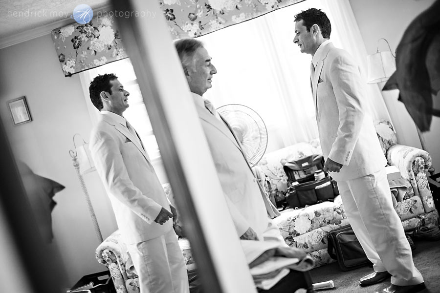 Hudson-Valley-Wedding-Photographer-NY-groom-preparation-photography