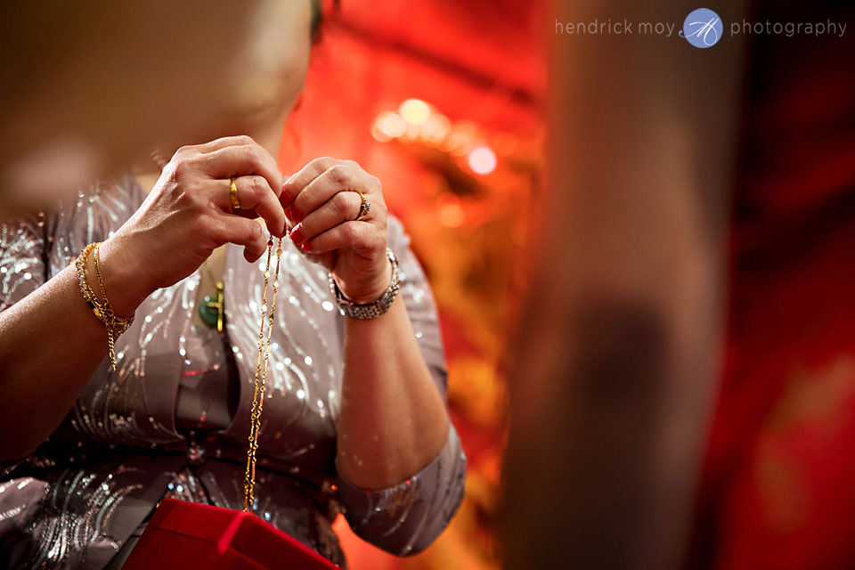 tea ceremony new lake pavilion wedding photos