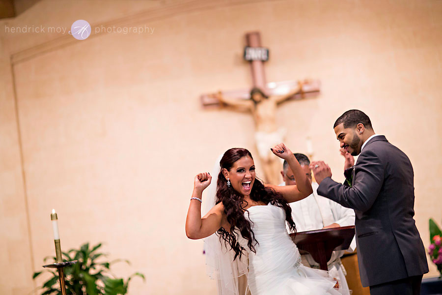 nyc lady queen of martyrs church wedding photography hendrick moy