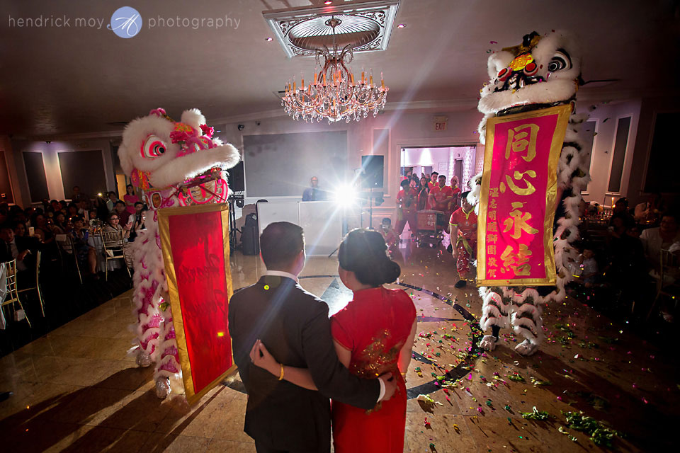 wedding waterside catering traditional chinese lion dance