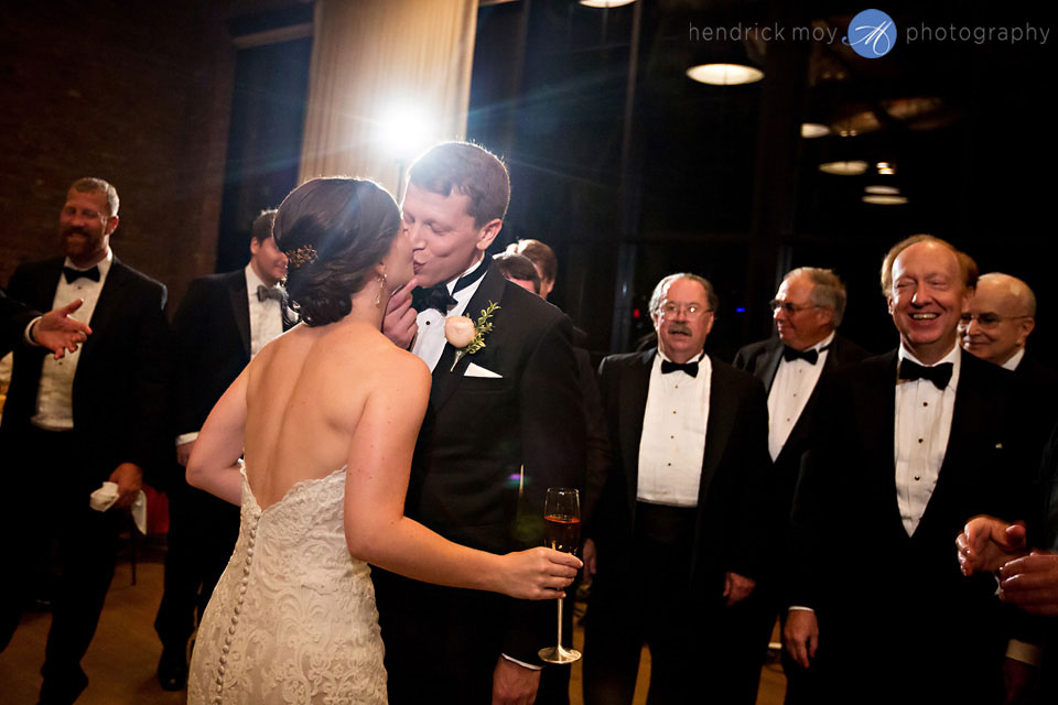 wedding photographer beacon ny roundhouse groom bride kissing