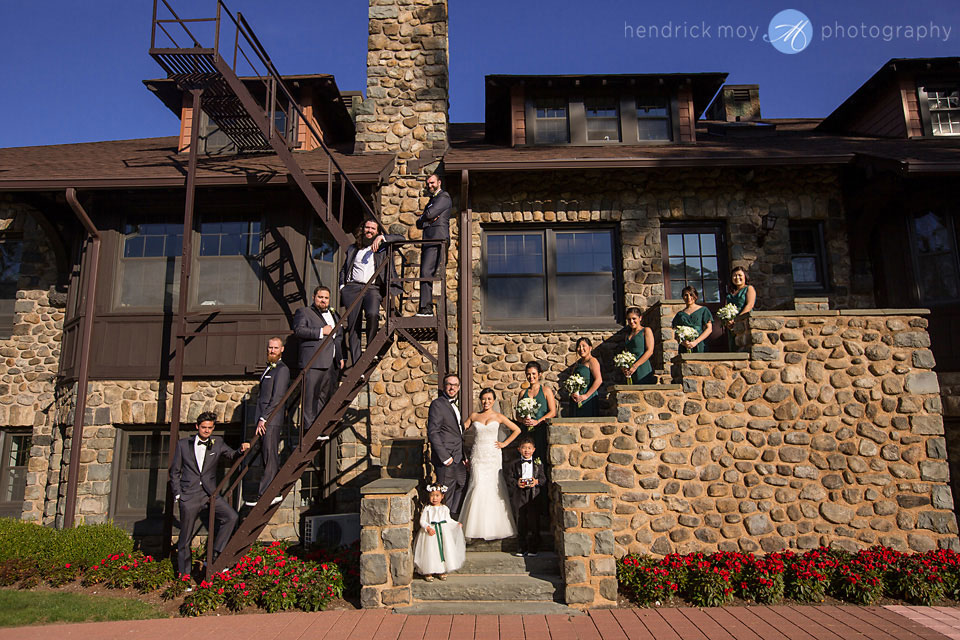 paramount country club wedding party pictures 