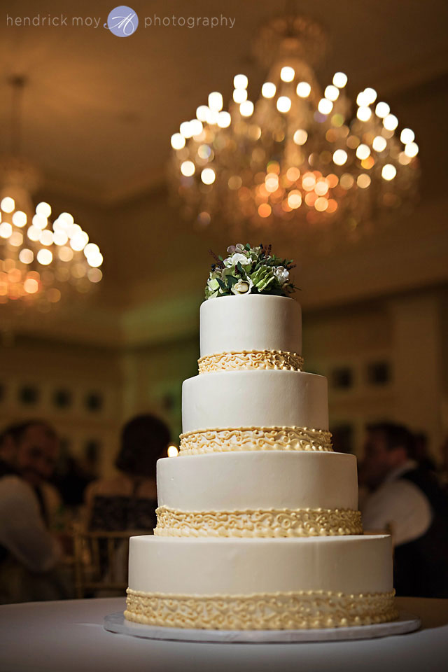 le chateau wedding cake south salem ny
