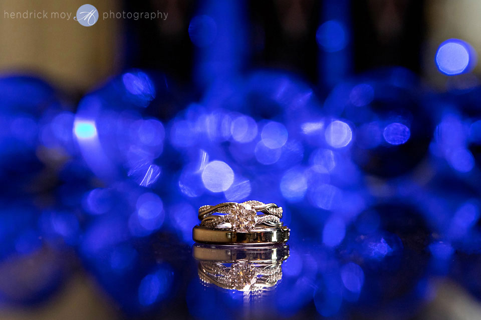 wedding-rings-photography