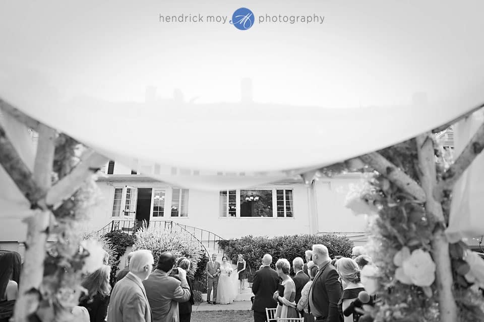 crabtrees kittle house outdoor wedding ceremony