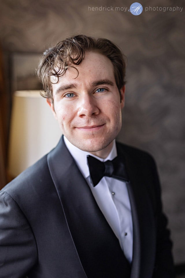 poughkeepsie doubletree wedding groom
