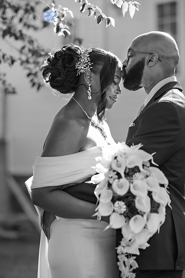 black and white wedding picture ny